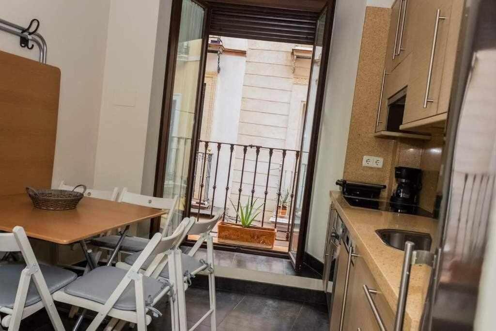Villa Casa con piscina junto a Catedral Sevilla Exterior foto